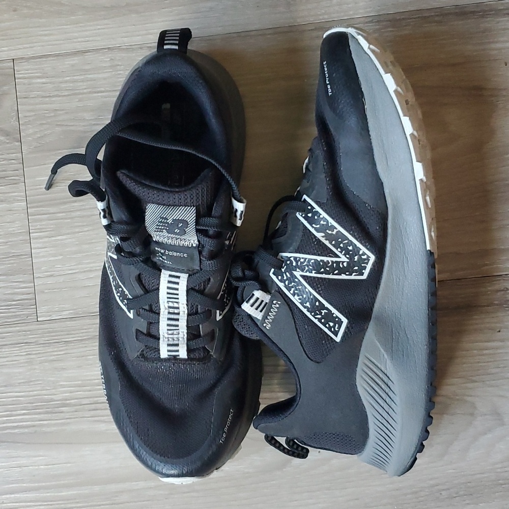 New Balance Women's Dynasoft Nitrel V4 Trail Running Shoe
